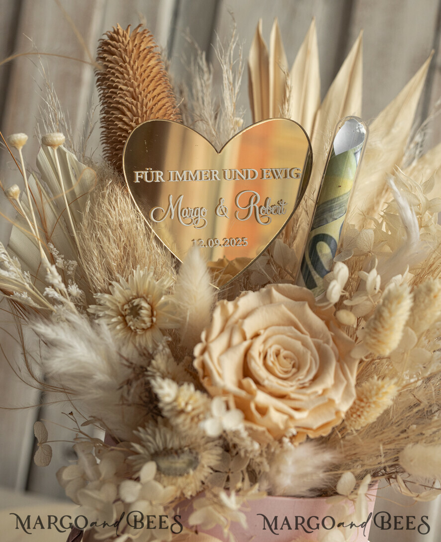NEWLY WEDS COUPLE GIFTS Geldgeschenk zur Hochzeit Geschenkschachtel für Geld Geldgeschenk zur Hochzeit mit Strauß aus Trockenblumen personalisiert