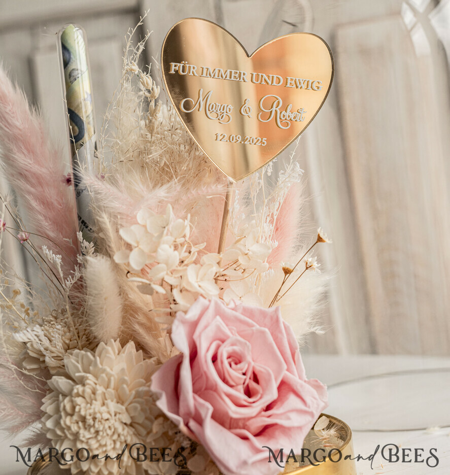 NEWLY WEDS COUPLE GIFTS Geldgeschenk zur Hochzeit Geschenkschachtel für Geld Geldgeschenk zur Hochzeit mit Strauß aus Trockenblumen personalisiert