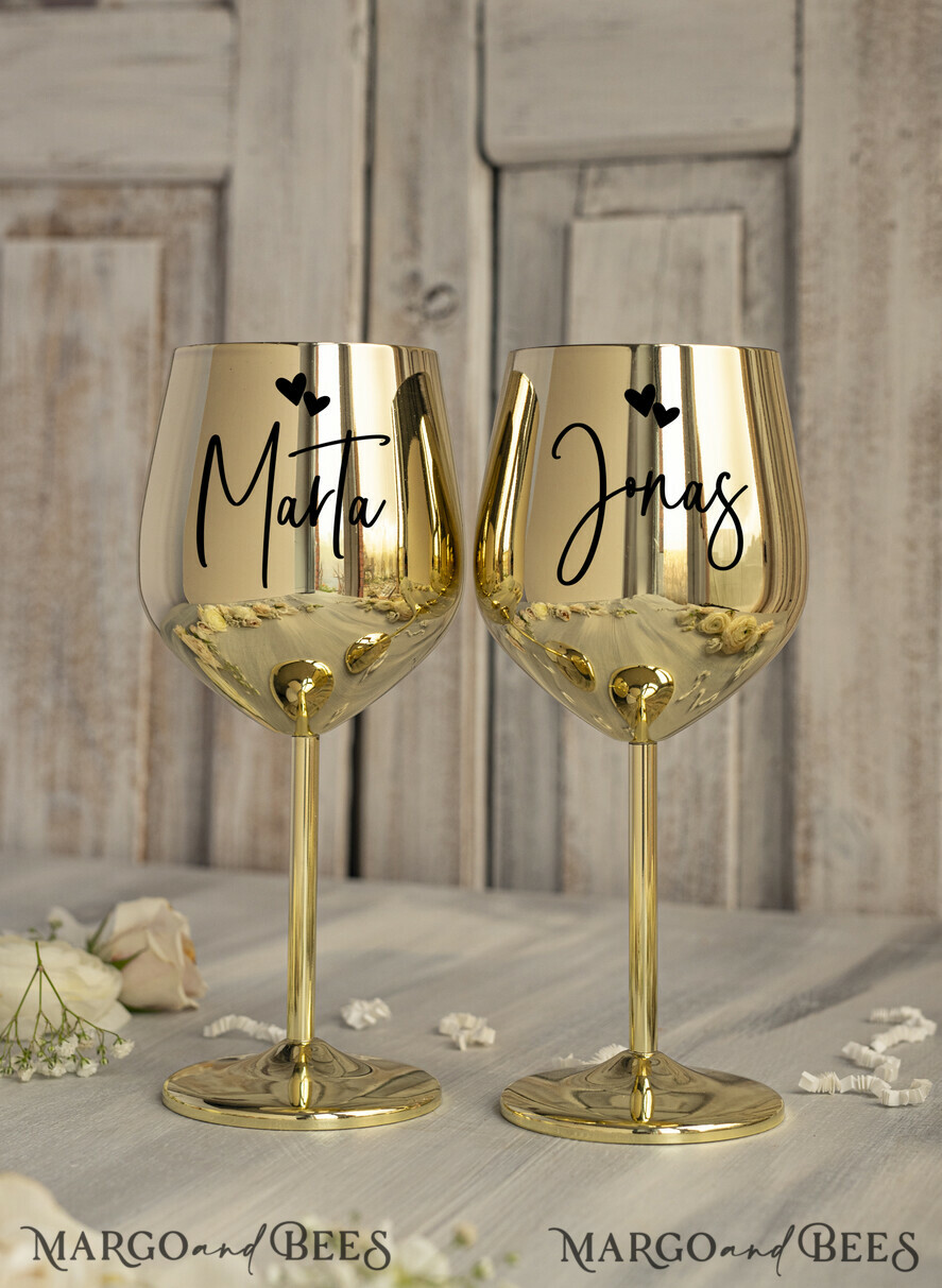 NEWLY WEDS COUPLE GIFTS Geldgeschenk zur Hochzeit Personalisierte Hochzeits-Geschenkbox mit Geldtasche & goldenen Weingläsern