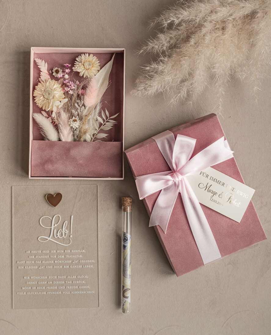 FRISCH VERHEIRATETES PAAR GESCHENKE Geldgeschenk zur Hochzeit Geschenkschachtel für Geld Geldgeschenk zur Hochzeit mit Strauß aus Trockenblumen personalisiert