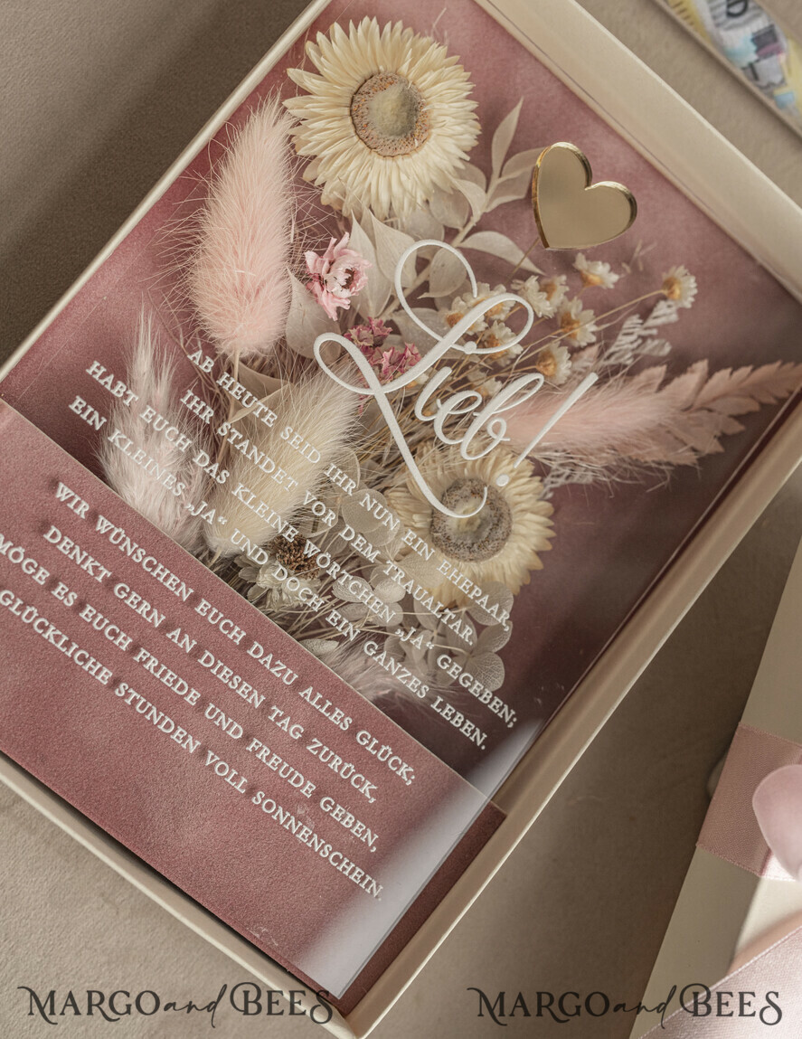 FRISCH VERHEIRATETES PAAR GESCHENKE Geldgeschenk zur Hochzeit Geschenkschachtel für Geld Geldgeschenk zur Hochzeit mit Strauß aus Trockenblumen personalisiert, Reagenzglas für Geld.
