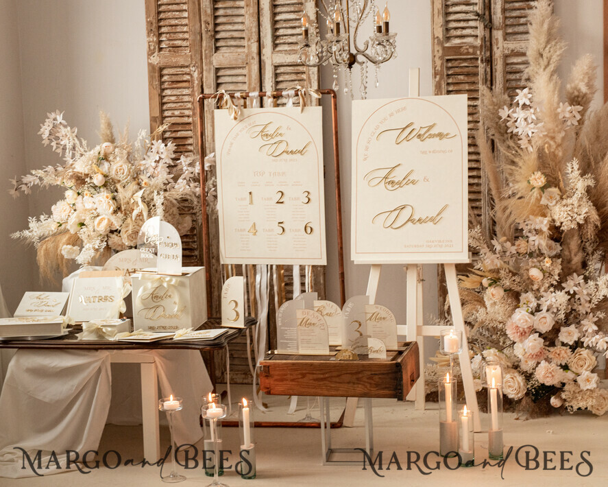 TISCHDEKORATIONSCHILDER Samt Tischnummern und Dekoration Acrylbogen Tischnummer & Dinner-Menü-Kombination, gefrorenes Elfenbein-Acryl-Gold-Schild, goldene gefrostete Plexi-Velours-Tischnummern & Menü-Kombination, luxuriöse Hochzeits-Tischdekoration, Hochzeitsbeschilderung goldene Spiegeltischnummern & Menü