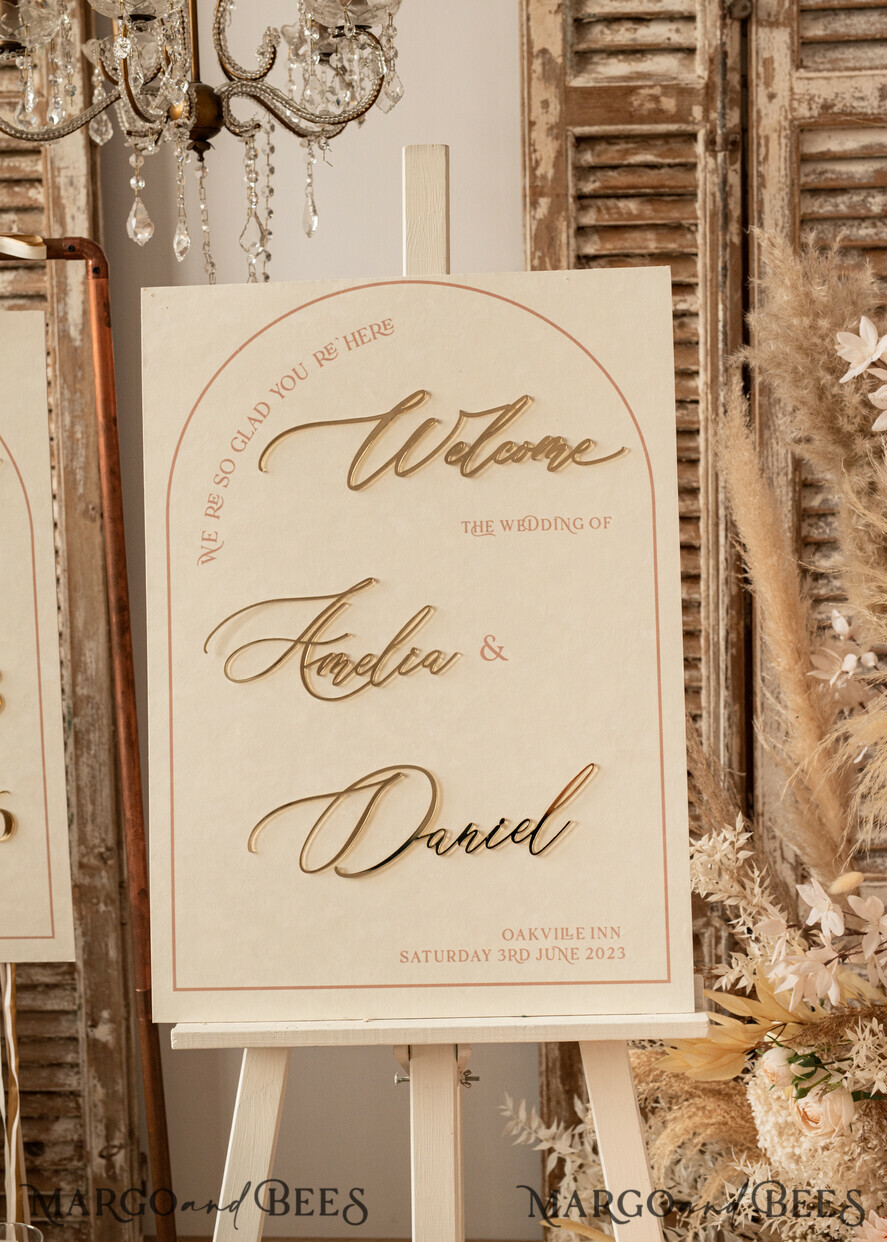 TABLE DECOR SIGNS Velvet table Numbers and Decor Acrylic Arch Table Number & dinner menu Combo, Clear Ivory Acrylic gold Sign, Gold Plexi Velvet Table Numbers & Menu Combo Luxury Wedding Table Decor, Wedding Signage Golden mirror table numbers & Menu