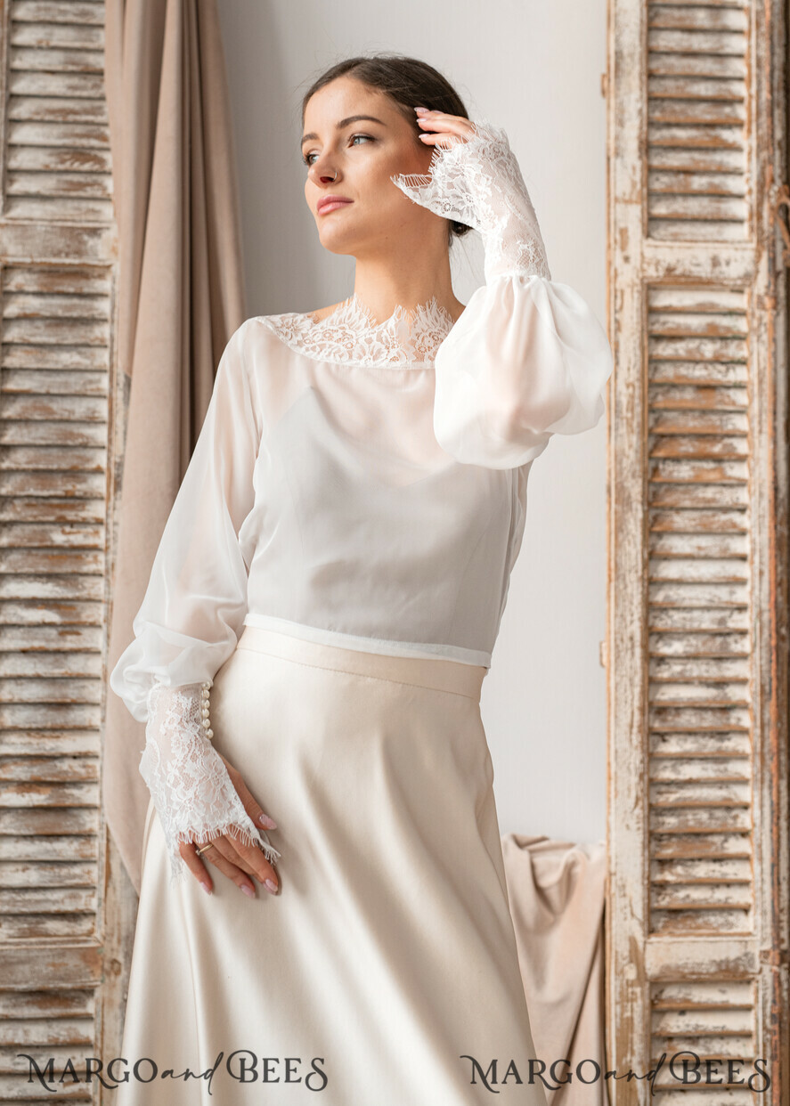 BRIDE bolero, robes, garter LACE WEDDING BOLERO Ivory Silk and Lace Wedding bolero long sleeve, Shrug Women Wedding, Bridal Backless Coverup, Ivory Blouse for Bride, Bridal Lace Blouse, dress capalet
