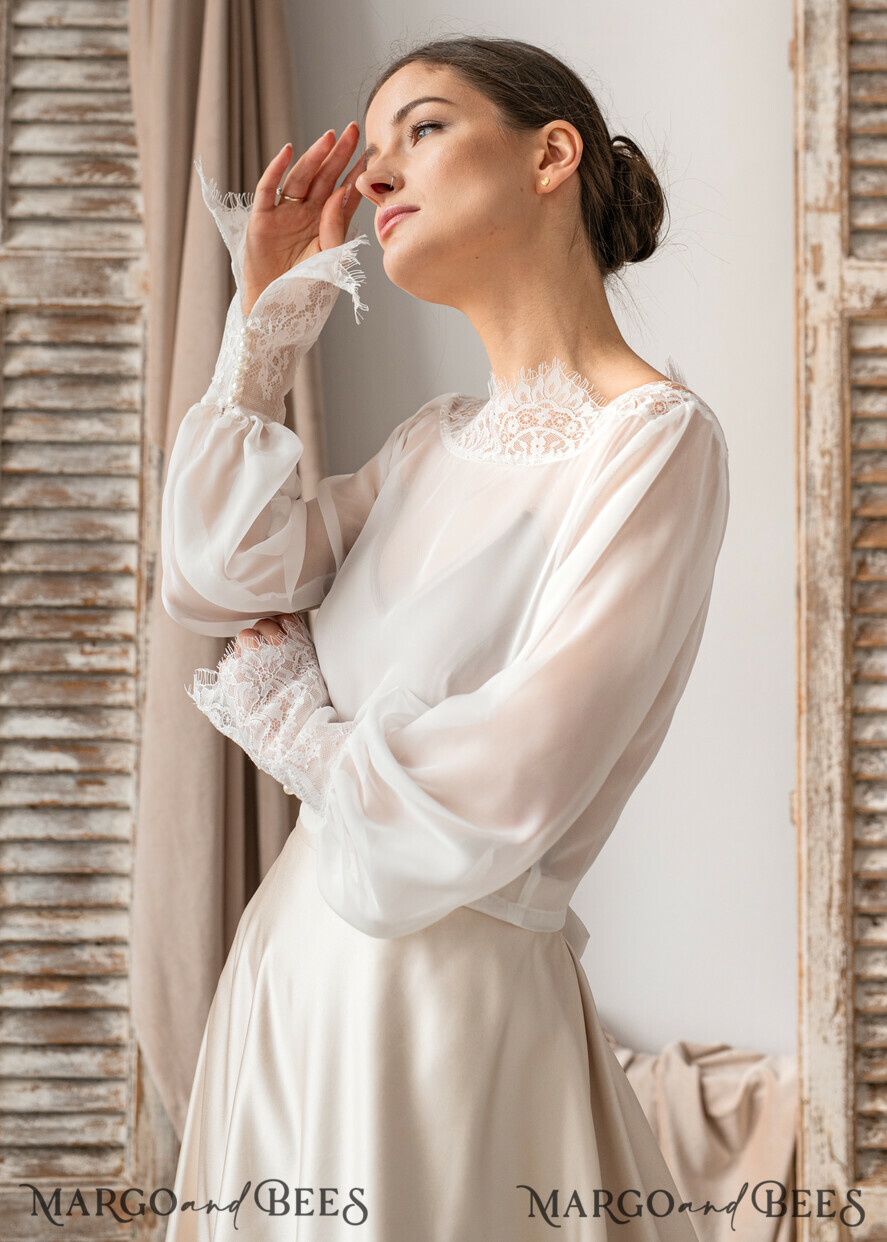BRIDE bolero, robes, garter LACE WEDDING BOLERO Ivory Silk and Lace Wedding bolero long sleeve, Shrug Women Wedding, Bridal Backless Coverup, Ivory Blouse for Bride, Bridal Lace Blouse, dress capalet