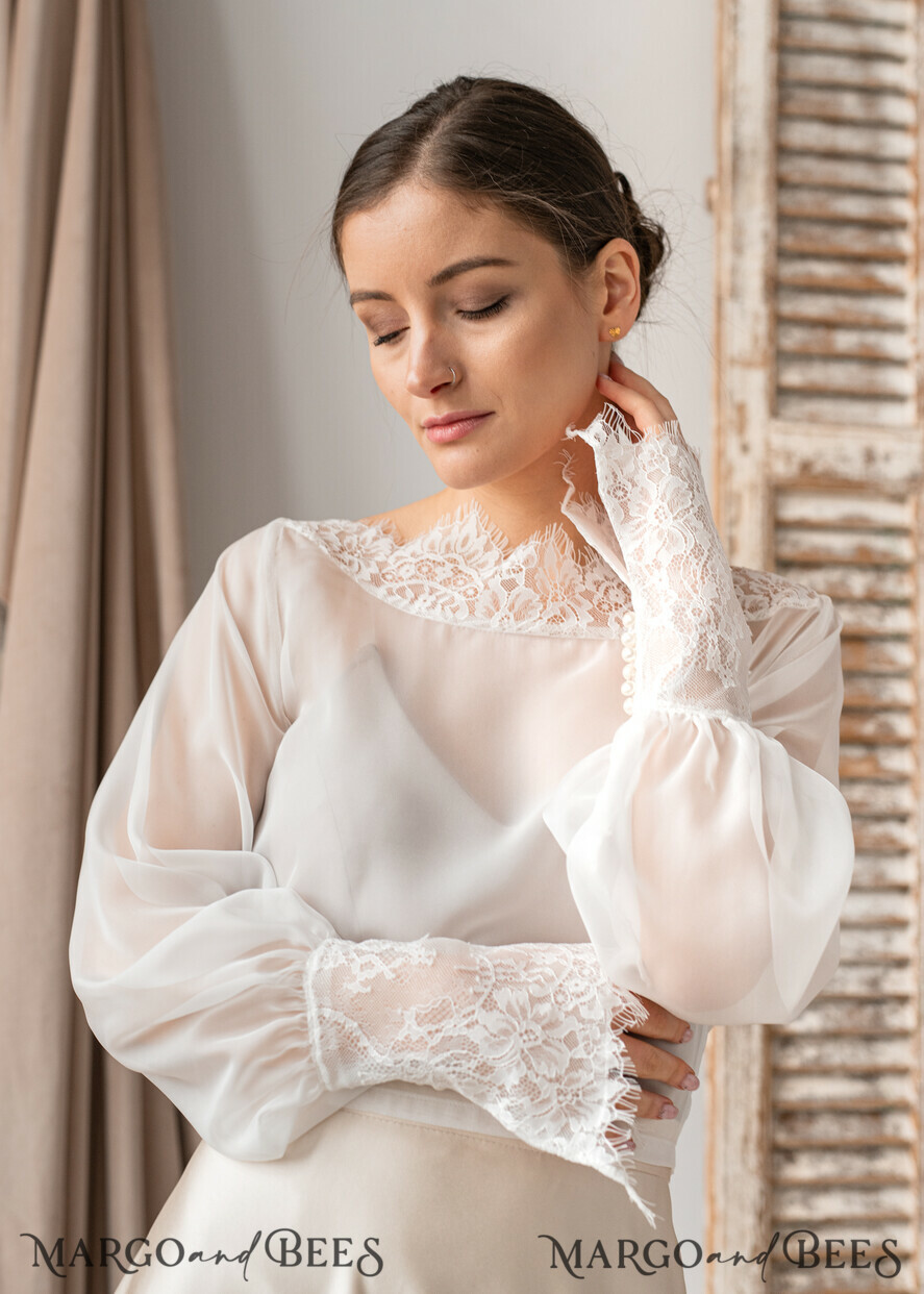 BRIDE bolero, robes, garter LACE WEDDING BOLERO Ivory Silk and Lace Wedding bolero long sleeve, Shrug Women Wedding, Bridal Backless Coverup, Ivory Blouse for Bride, Bridal Lace Blouse, dress capalet