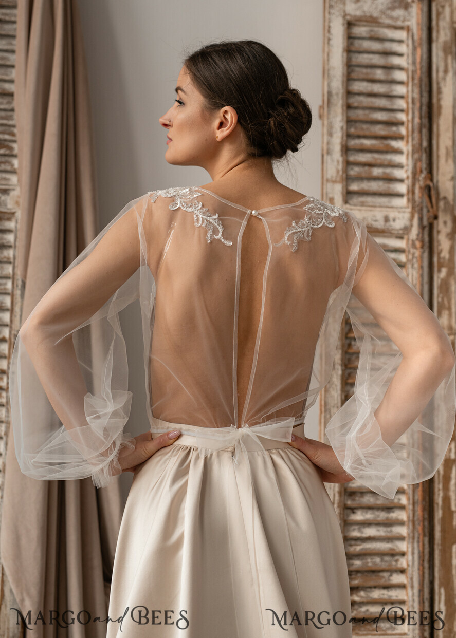 BRIDE bolero, robes, garter LACE WEDDING BOLERO Ivory Lace Wedding bolero puff sleeve, Shrug Women Wedding, Bridal Backless Coverup, Ivory Blouse for Bride, Bridal Lace Blouse, dress capalet