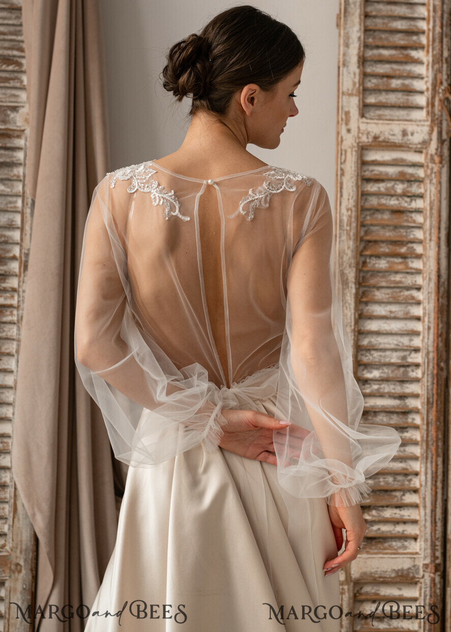 BRIDE bolero, robes, garter LACE WEDDING BOLERO Ivory Lace Wedding bolero puff sleeve, Shrug Women Wedding, Bridal Backless Coverup, Ivory Blouse for Bride, Bridal Lace Blouse, dress capalet