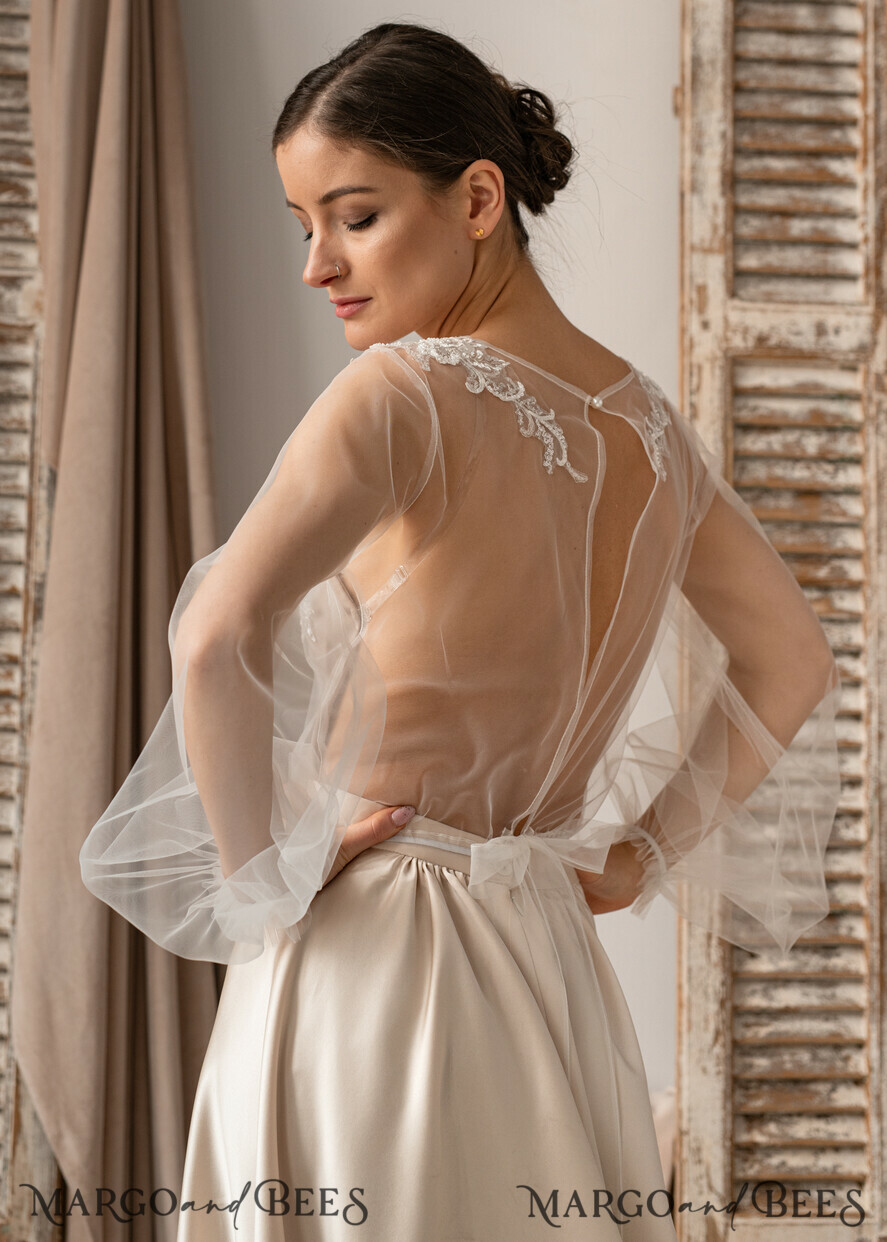 BRIDE bolero, robes, garter LACE WEDDING BOLERO Ivory Lace Wedding bolero puff sleeve, Shrug Women Wedding, Bridal Backless Coverup, Ivory Blouse for Bride, Bridal Lace Blouse, dress capalet