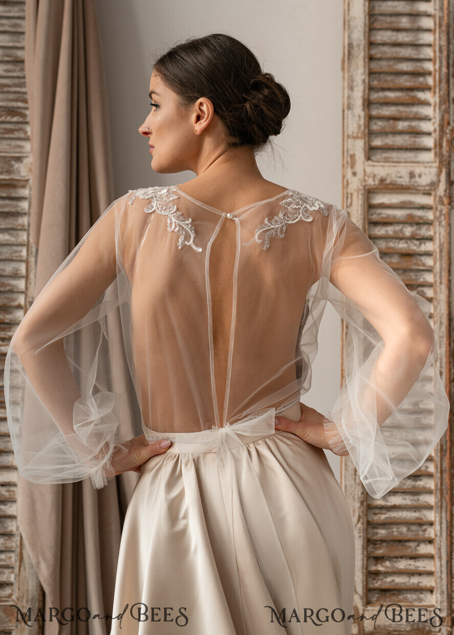 BRIDE bolero, robes, garter LACE WEDDING BOLERO Ivory Lace Wedding bolero puff sleeve, Shrug Women Wedding, Bridal Backless Coverup, Ivory Blouse for Bride, Bridal Lace Blouse, dress capalet