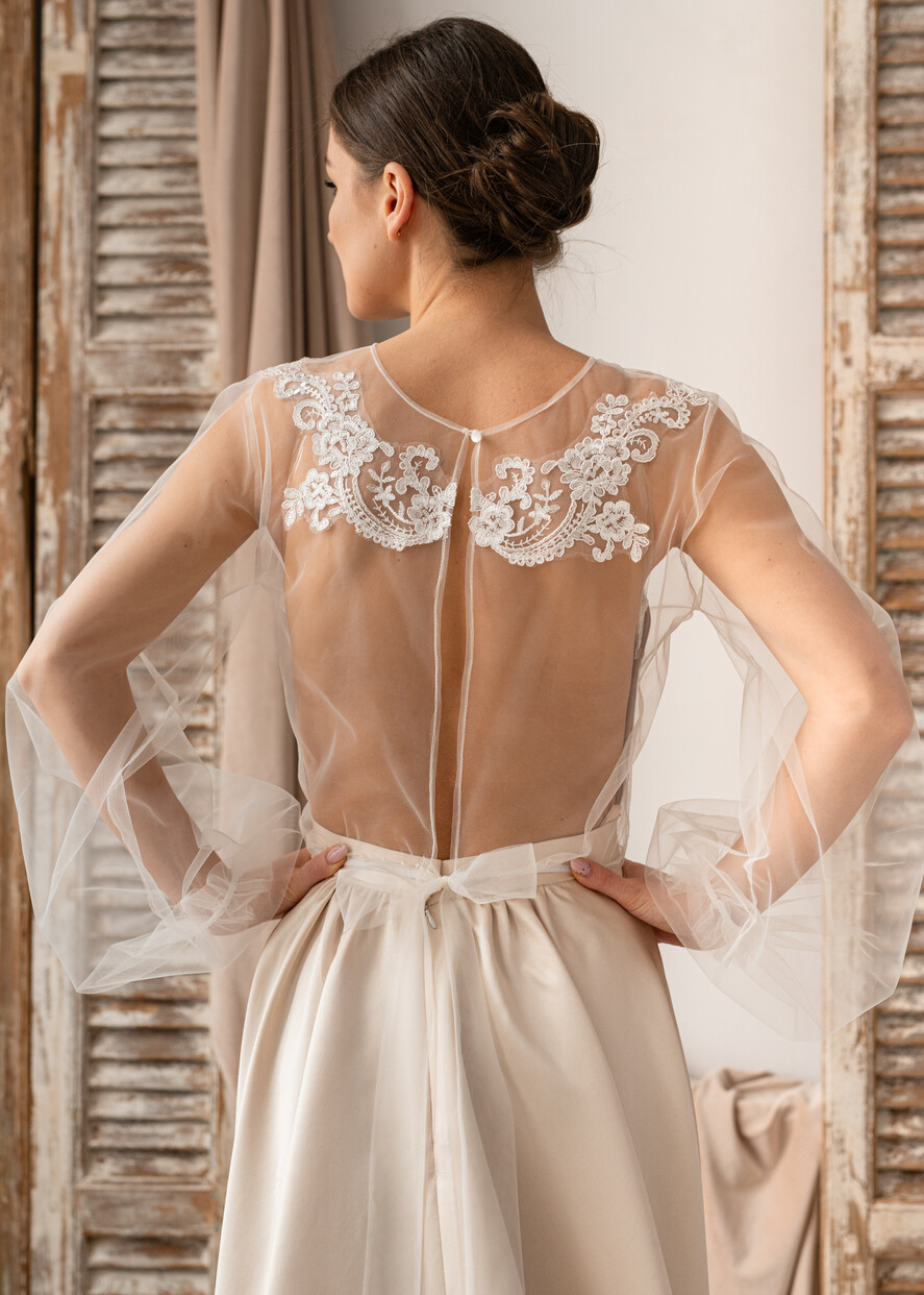 BRIDE bolero, robes, garter LACE WEDDING BOLERO Ivory Lace Wedding bolero long sleeve, Shrug Women Wedding, Bridal Backless Coverup, Ivory Blouse for Bride, Bridal Lace Blouse, dress capalet