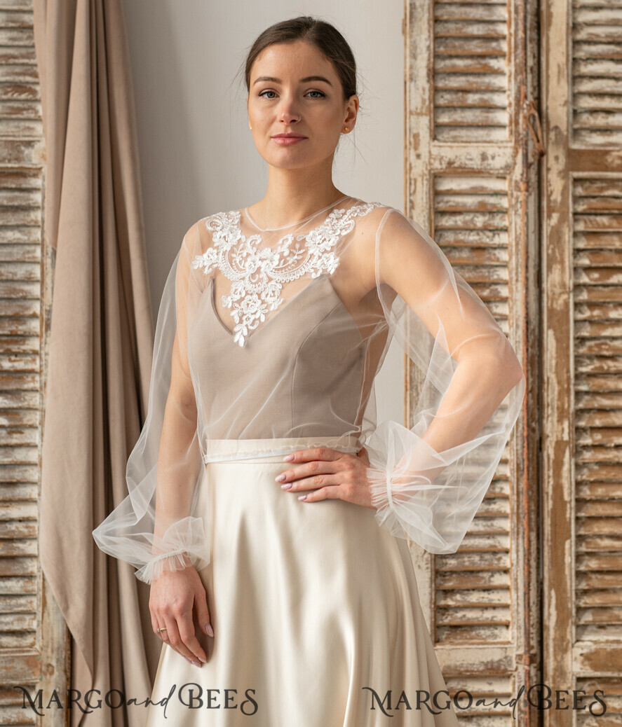 BRIDE bolero, robes, garter LACE WEDDING BOLERO Ivory Lace Wedding bolero long sleeve, Shrug Women Wedding, Bridal Backless Coverup, Ivory Blouse for Bride, Bridal Lace Blouse, dress capalet