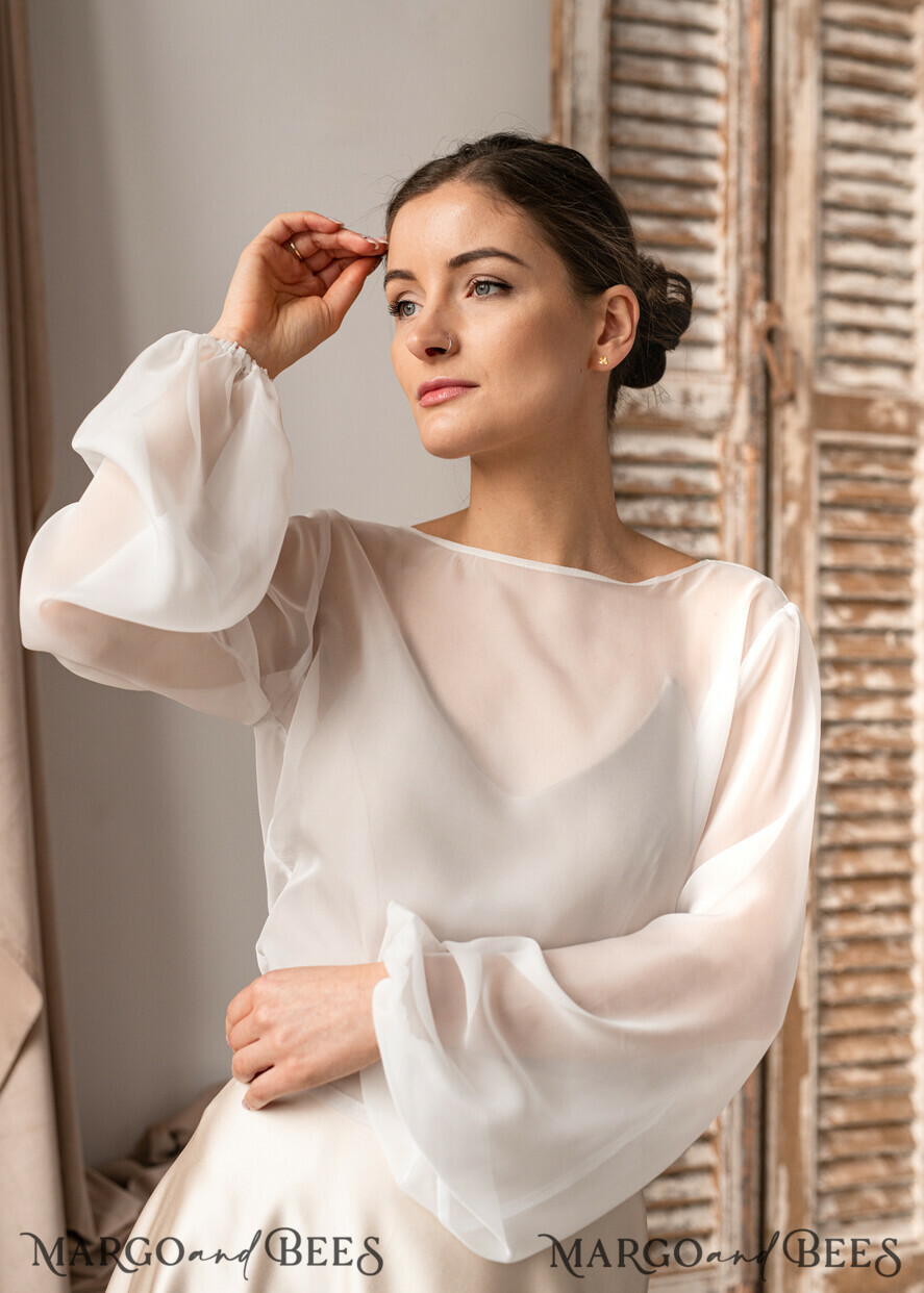 BRIDE bolero, robes, garter LACE WEDDING BOLERO Ivory Silk Wedding bolero long sleeve, Shrug Women Wedding, Bridal Modest Coverup, Boho Blouse for Bride, Bridal Lace Blouse, dress capalet
