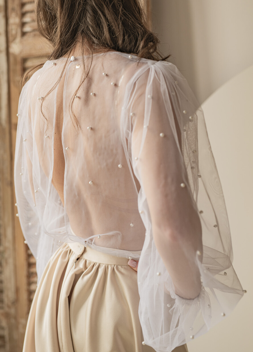 BRAUT Bolero, Kleider, Strumpfband SPITZEN HOCHZEITSBOLERO Elfenbein Tüll Beaded Hochzeitsbolero mit langen Ärmeln, Shrug Frauen Hochzeit, Braut Coverup mit Perlen, Elfenbein Bluse für die Braut, Braut Tüll Bluse, Kleid Capalet