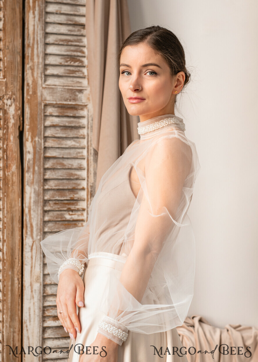 BRIDE bolero, robes, garter LACE WEDDING BOLERO Ivory tulle Wedding bolero puff sleeve, Shrug Women Wedding, Bridal Coverup, Ivory Blouse for Bride, Bridal Tulle Blouse, dress capalet