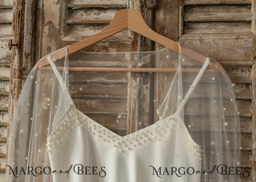 BRAUT Bolero, Kleider, Strumpfband NACHTKLEID / UNTERHEMD Weißes/Elfenbein Nachthemd mit Perlen, Seidensatin für die Braut, Brautunterkleid, Hochzeitsunterwäsche, Brautunterwäsche, Braut-Nachthemd.