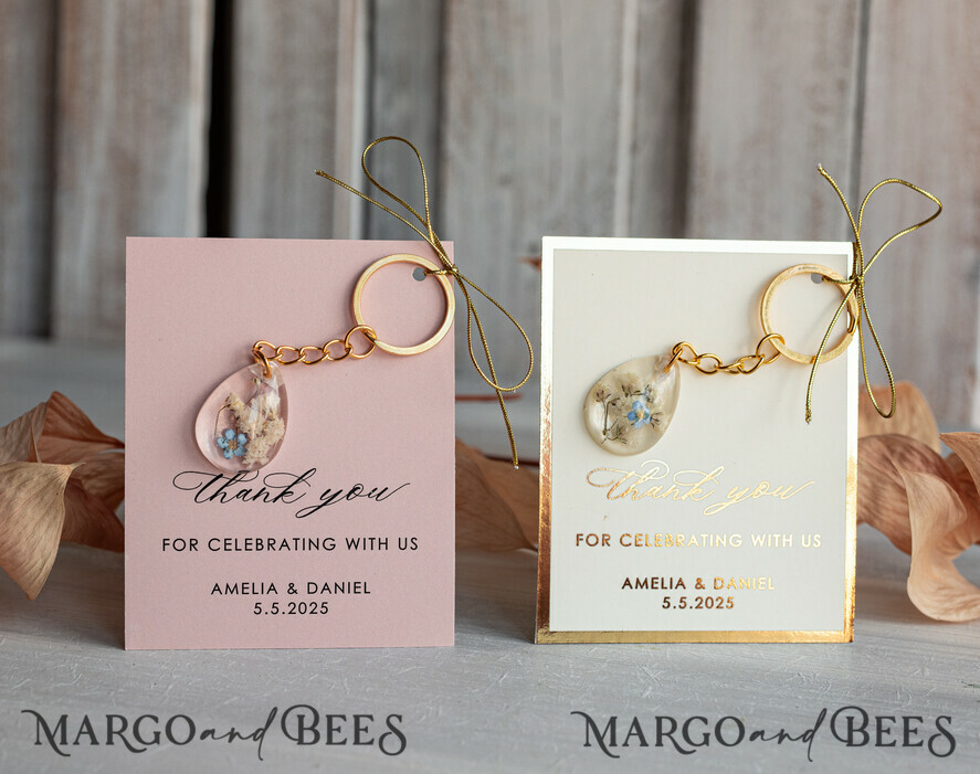 WEDDING FAVORS Resin Custom Resin Keychain Wedding Favors For Guests in bulk Custom Resin forget me not and baby breath flower Keychain, Golden personalised Thank you gifts Teardrop Keychain with Gold-Plated Stainless Steel Hardware