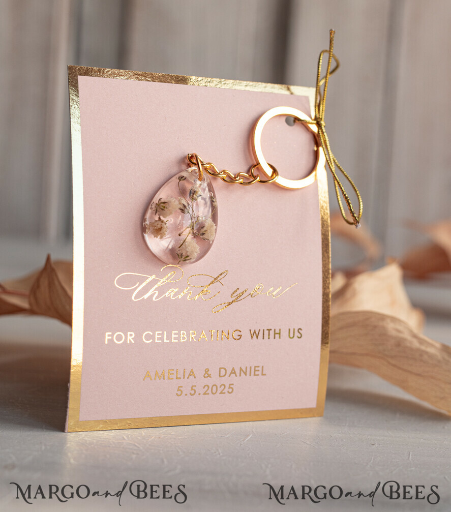 WEDDING FAVORS Resin Custom Resin Keychain Wedding Favors For Guests in bulk Custom Resin Keychain with heart, Golden personalised Thank you gifts Teardrop Keychain with Gold-Plated Stainless Steel Hardware
