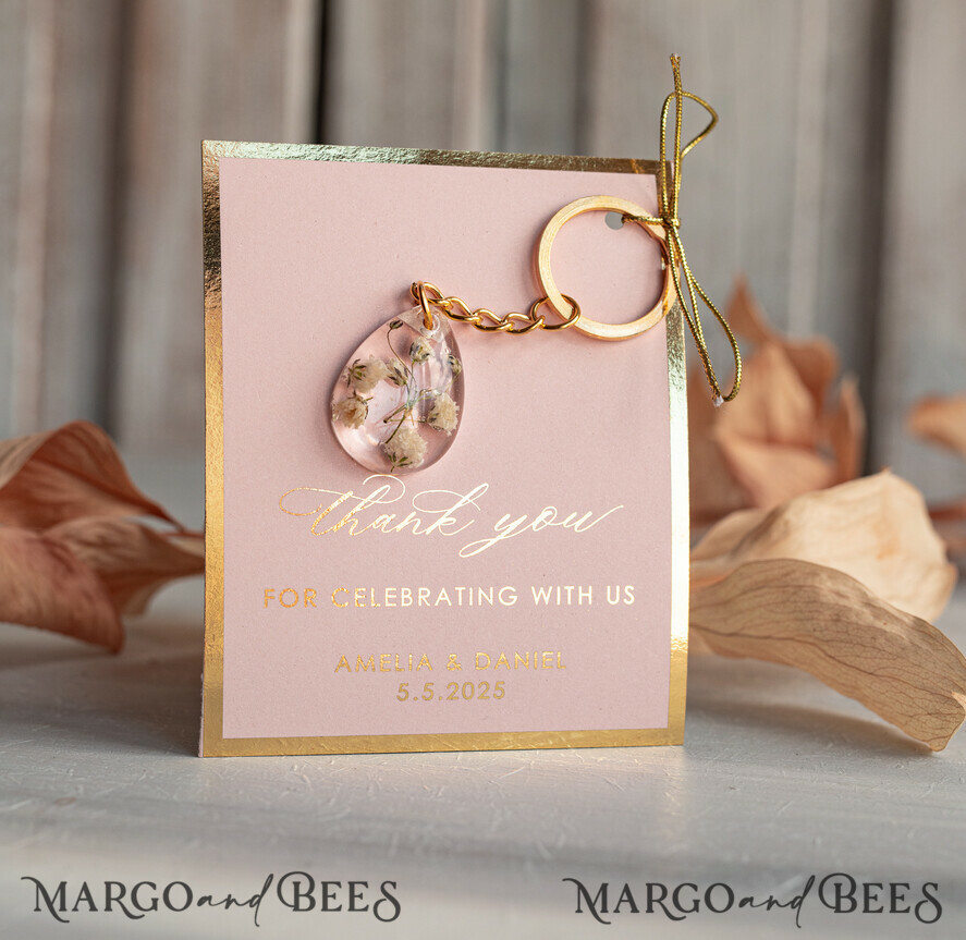 WEDDING FAVORS Resin Custom Resin Keychain Wedding Favors For Guests in bulk Custom Resin Keychain with heart, Golden personalised Thank you gifts Teardrop Keychain with Gold-Plated Stainless Steel Hardware