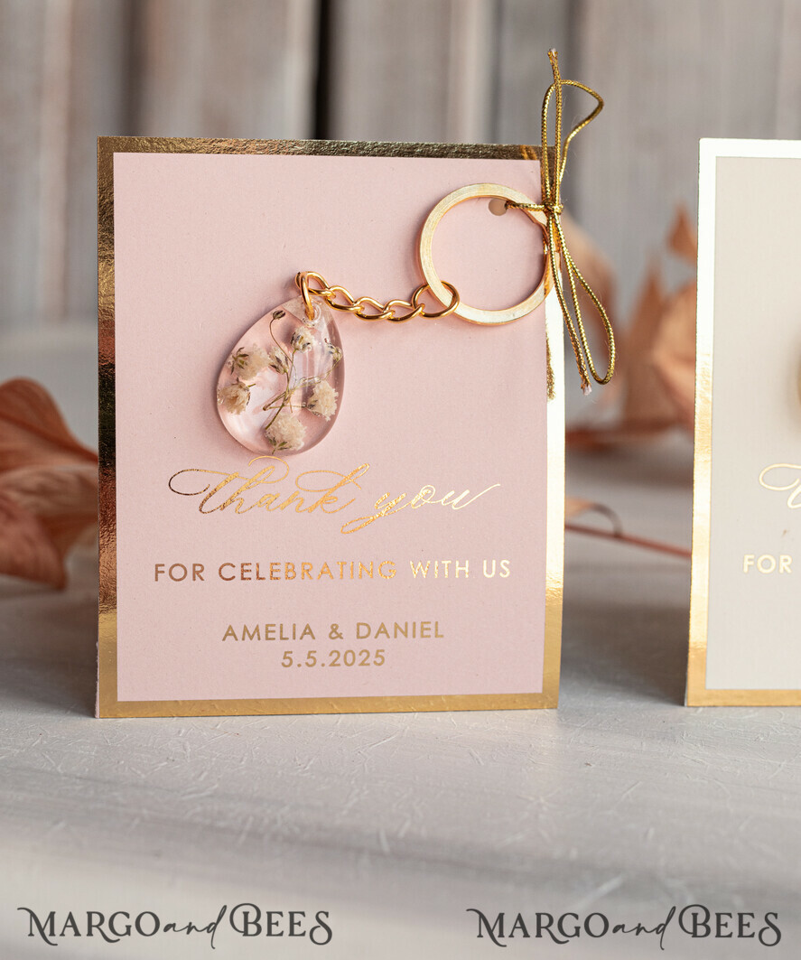 WEDDING FAVORS Resin Custom Resin Keychain Wedding Favors For Guests in bulk Custom Resin Keychain with heart, Golden personalised Thank you gifts Teardrop Keychain with Gold-Plated Stainless Steel Hardware