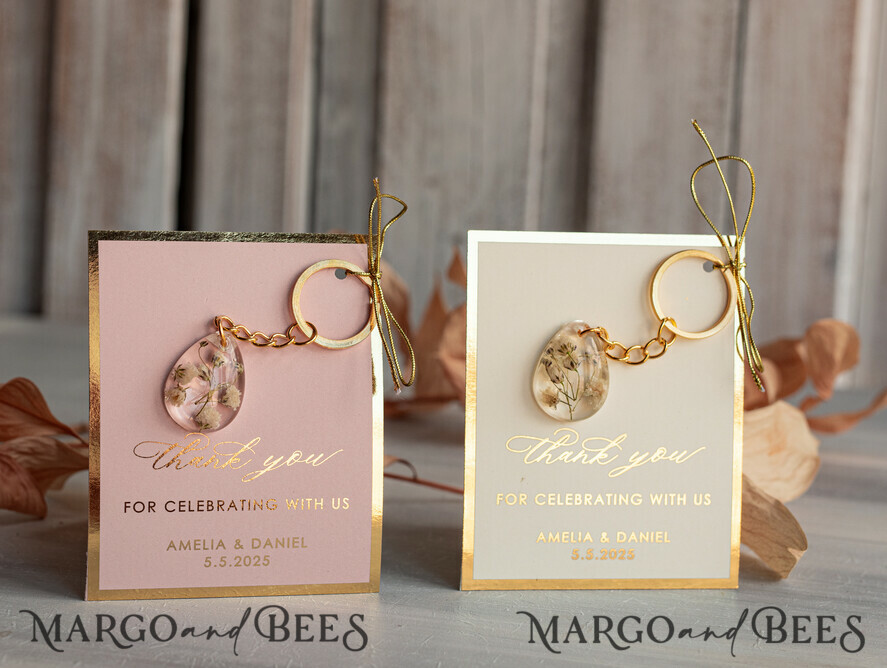 WEDDING FAVORS Resin Custom Resin Keychain Wedding Favors For Guests in bulk Custom Resin Keychain with heart, Golden personalised Thank you gifts Teardrop Keychain with Gold-Plated Stainless Steel Hardware
