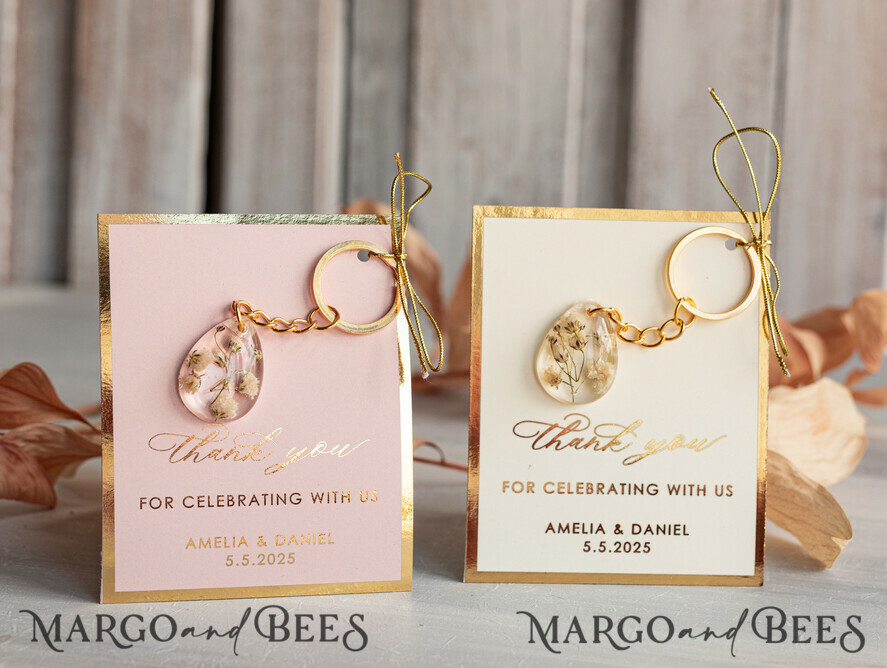 WEDDING FAVORS Resin Custom Resin Keychain Wedding Favors For Guests in bulk Custom Resin Keychain with heart, Golden personalised Thank you gifts Teardrop Keychain with Gold-Plated Stainless Steel Hardware