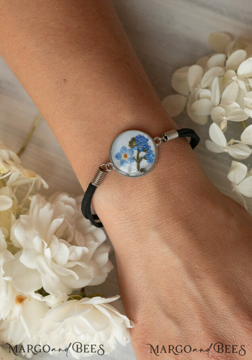 Geschenke zum Muttertag Schmuck für Mama zum Muttertag Geschenk für Mama – Armband mit Vergissmeinnicht-Blume in Geschenkbox mit Widmung