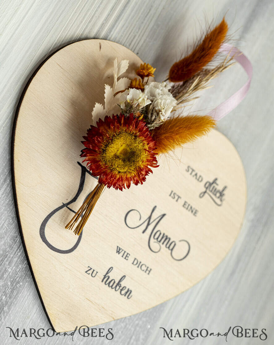 Geschenke zum Muttertag Grußkarten für Mama Geschenkidee zum Muttertag Holz-Herz mit Trockenblumen – Hängeschild mit Spruch für Mama Muttertagskarte mit Herz