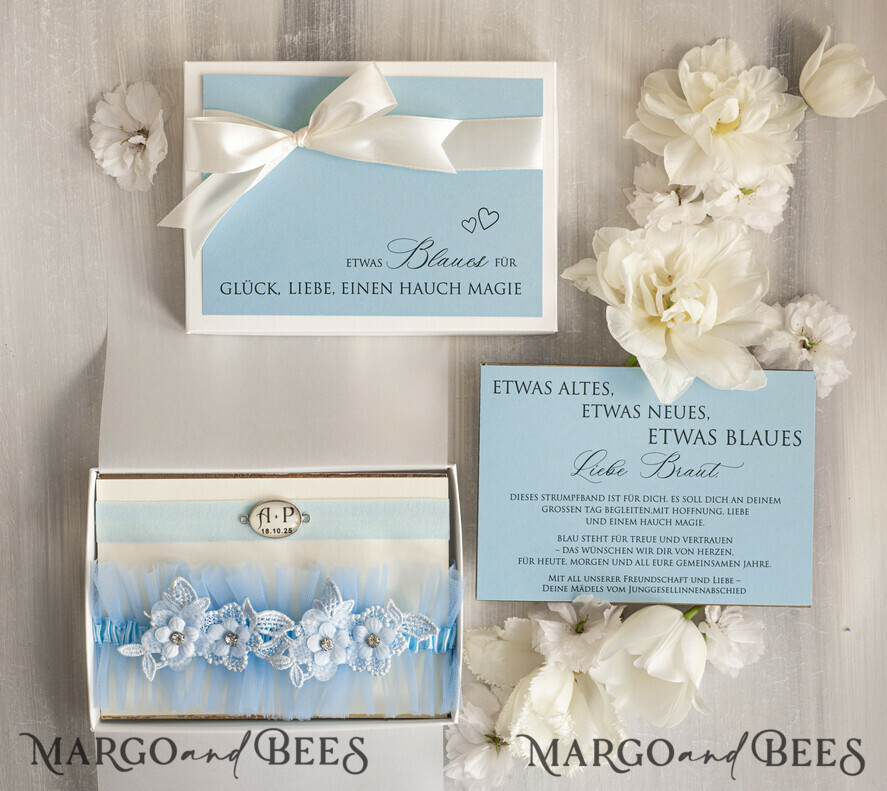 BRIDE bolero, robes, garter Geschenkidee für die Braut Strumpfband Strumpfband Etwas Blaues Geschenk für die Braut von der Trauzeugin JGA