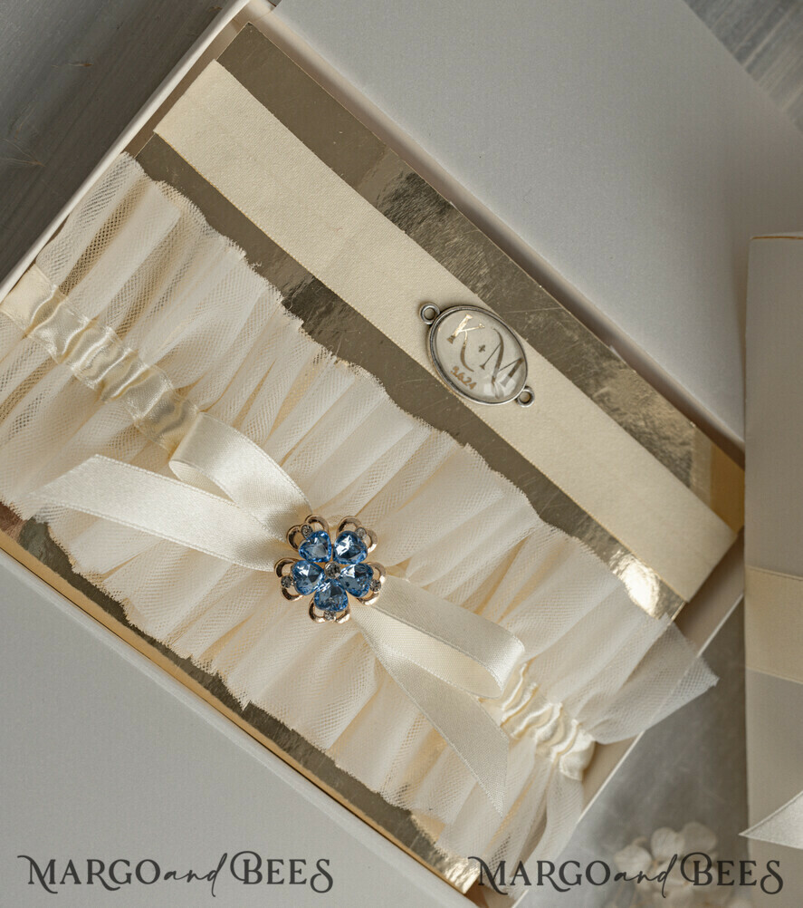 BRIDE bolero, robes, garter Geschenkidee für die Braut Strumpfband Doppeltes Strumpfband-Set für die Braut – edel & romantisch in Geschenkbox mit Gedicht – perfektes Geschenk zur Hochzeit