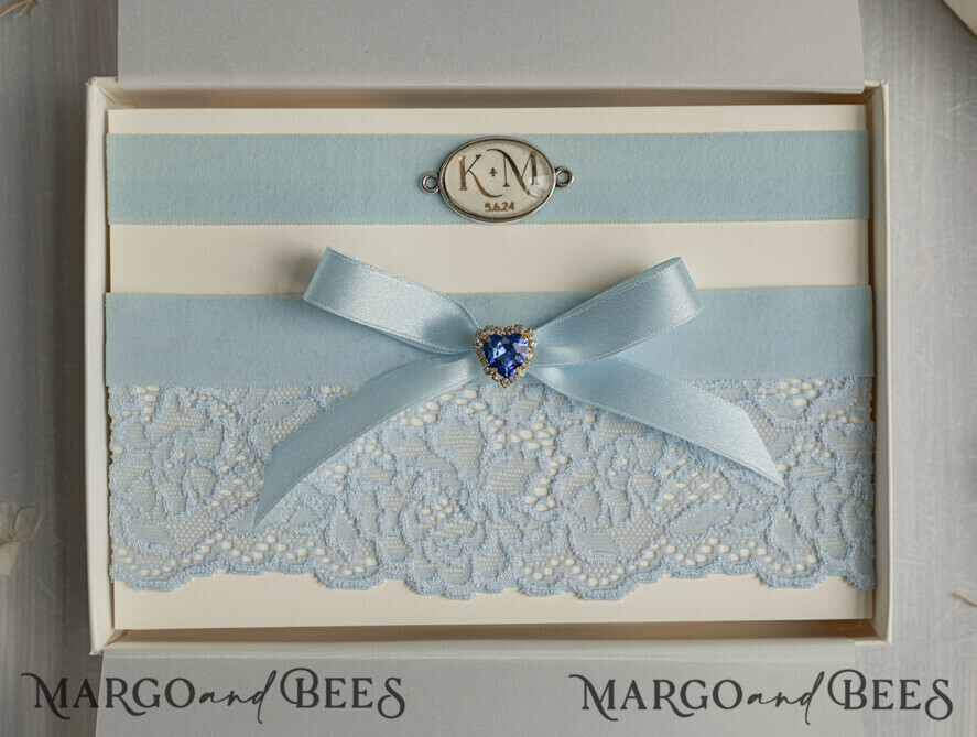 BRIDE bolero, robes, garter Geschenkidee für die Braut Strumpfband Doppeltes Strumpfband-Set für die Braut – edel & romantisch in Geschenkbox mit Gedicht – perfektes Geschenk zur Hochzeit
