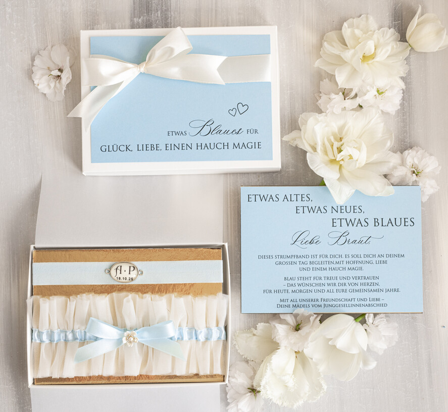 BRIDE bolero, robes, garter Geschenkidee für die Braut Strumpfband Strumpfband Etwas Blaues Geschenk für die Braut von der Trauzeugin JGA