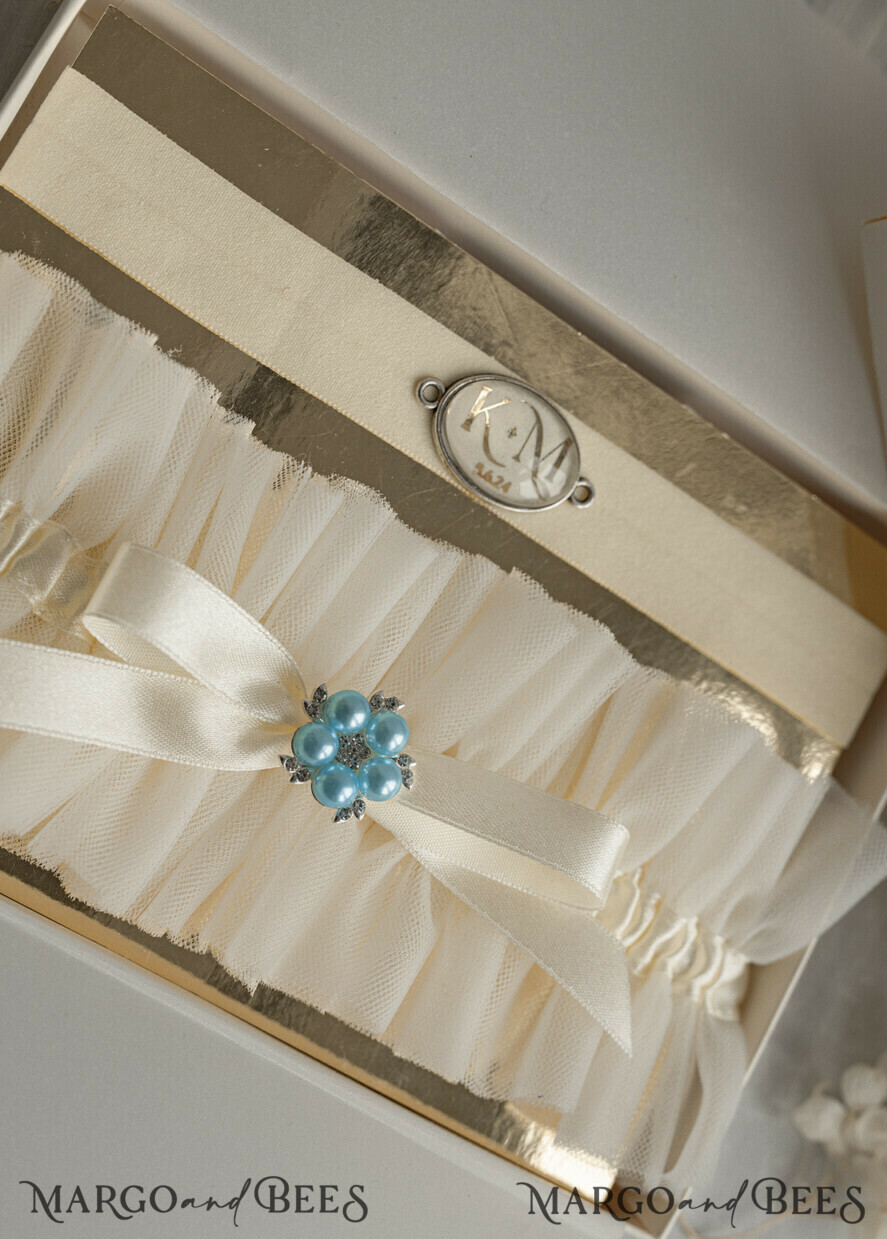 BRIDE bolero, robes, garter Geschenkidee für die Braut Strumpfband Doppeltes Strumpfband-Set für die Braut – edel & romantisch in Geschenkbox mit Gedicht – perfektes Geschenk zur Hochzeit