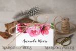 PLATZKARTEN / TISCHKARTEN  
 Boho Eleganz Bold Linie Zarte weiße Hochzeitsplatzkarten mit natürlichem Jute-Schnur, dunklem rosa Blumen-Graphic, modernem Design Hochzeitsnamensschild, einzigartige Hochzeitsstationery, bearbeitbarer Text.1