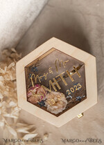 RINGTRÄGERBOXEN & KISSEN Epoxidharz Trauringe Box Sechseckige Epoxidharz- und Holzhochzeitsringbox für die Zeremonie, Boho Epoxid-Hochzeitsringboxen für ihn und sie, transparente Epoxid-Doppelringbox für die Hochzeit, Holzharzblumen-Heiratsantragsringbox.11