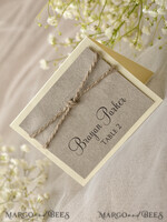 PLATZKARTEN / TISCHKARTEN  
 Rustikale Eco-Hochzeitsplatzkarten Elfenbein Eco Hochzeitsplatzkarten, Eco Graue Hochzeitsnamensschilder mit Jute-Schnur, Rustikale individuelle Hochzeitsstationery, Zarte Hochzeitsplatzkarten, Bearbeitbarer Text7