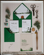 HOCHZEITS EINLADUNGEN Wald / Berge / Waldlandschaft Thema grüne Wald Acryl Hochzeits Einladung Suite, moderne Wald Gebirgs Hochzeit Einladungen, klare Plexi-Glas Suite Hochzeitskarten, Grünflächen Hochzeits Einladungen, Berge Hochzeits Einladung Suite, Kiefern Hochzeits Einladung aus Plexiglas11