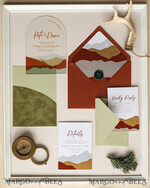 HOCHZEITS EINLADUNGEN Wald / Berge / Waldlandschaft Thema Bergmodernes Bogen-Acryl-Hochzeitsinvitation-Set, moderne Hochzeitskarten aus Arizona, klare Plexiglassuite-Hochzeitskarten, terrakotta Hochzeitskarten, Berghochzeitsinvitation-Set, salbeigrüne Hochzeitskarte aus Plexiglas.21