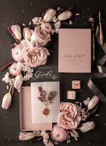 HOCHZEITS EINLADUNGEN Elegante Einladungen Klassische Karten Romantische Blush-Pink-Box-Hochzeitseinladung Suite, elegante Heather-Hochzeitseinladungen, luxuriöse Acryl-Plexi-Hochzeitseinladungen, Glamour-Vellum-Hochzeitkarten28