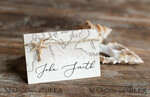 PLATZKARTEN / TISCHKARTEN  
 Strand-/Marin-/Destination Hochzeits Thema Elegante weiße marine Hochzeitstischkarten mit einer Schnur, Seestern und Karten-Grafik, marine Namensschilder für Ihre Hochzeitstische, romantische bearbeitbare Hochzeitstagskarten3