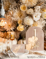 PLATZKARTEN / TISCHKARTEN  
 Acrylgold klar / Holz 3D Acryl Beige Platzkarte mit Ständer, Arch Clear Nude Taupe Namenskarten, Premium Luxus Sitzkarten, Platzkarten für Hochzeitsgäste, Gold Gäste-Eskortkarten38