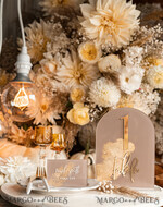 PLATZKARTEN / TISCHKARTEN  
 Acrylgold klar / Holz 3D Acryl Beige Platzkarte mit Ständer, Arch Clear Nude Taupe Namenskarten, Premium Luxus Sitzkarten, Platzkarten für Hochzeitsgäste, Gold Gäste-Eskortkarten38
