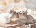 RINGTRÄGERBOXEN & KISSEN Samtkästchen für den Trauungszeremonie Beige Pink Goldene Samt Hochzeitsringbox für die Zeremonie, Ringbox für die Hochzeitszeremonie 3 Ringe Samt, Boho Glam Hochzeitsringboxen für ihn und sie, Luxus Samt Ringbox doppelt in benutzerdefinierten Farben.18