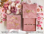 RINGTRÄGERBOXEN & KISSEN Samtkästchen für den Trauungszeremonie Blush Pink Goldene Samt Hochzeitsringbox für die Zeremonie, Ringbox für die Hochzeitszeremonie 3 Ringe Samt, Boho Glam Hochzeitsringboxen für ihn und sie, Luxuriöse Samt Ringbox doppelt maßgeschneiderte Farben10