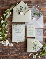HOCHZEITS EINLADUNGEN Moderne Einladungen Florale Karten Oliven-Hochzeitseinladungen, Hochzeitseinladungen mit Oliven, Olive, Olivenblätter, florale Hochzeitseinladungen, moderne Hochzeitseinladungen, Pergament-Hochzeitseinladungen, Pergamentumschlag, grüne Hochzeitseinladungen, elegante Hochzeitseinladungen, italienische Hochzeitseinladungen, italienischer Stil, italienische Romantik, Hochzeit im Ausland, Hochzeitseinladungen für Reisen, Grünpflanzen, Pastellblumen, Kalligrafie, Oliven-Hochzeitkarten, Oliven-Hochzeitzubehör.22