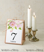 TISCHDEKORATIONSCHILDER   Aquarell Rustikale Rosen-Hochzeitstischkarten, Pinke Rosen-Blumen-Tischnummer, Öko-Hochzeitsbeschilderung, Romantische Hochzeitstischnummern, Bearbeitbarer Text, Jutebaumwoll-Schnur Öko-Tischschilder1