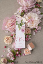 PLACE CARDS / TABLE CARDS Romantic Boho/ Botanical/ Floral Romantic White Floral Place Cards with Light Peach Ribbon, Elegant Wedding Place Cards, Rose Name Tags For Your Wedding Table, Delicate Romantic Rose Place Card1