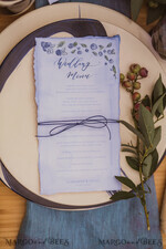 MENÜ & PROGRAMME  
 romantisch Blaubeer-Hochzeitsmenü, Florales Blau-Hochzeitsmenü, Aquarell-Blaubeeren-Menükarte, Schickes minimalistische Blaubeer- und Laub-Hochzeitsmenü, Süßes Blaubeer-Menü6