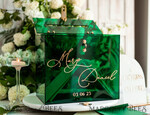 KARTONBOXEN  
 Acrylkartenbox Elegante smaragdgrüne Hochzeitsset Acryl-Kartenbox mit Schloss und Schild für Karten & Geschenke, personalisierte Hochzeitskartenbox, Acryl-Hochzeitskartenbox mit Deckel in Grün.41