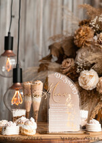 TISCHDEKORATIONSCHILDER   Acryl Tischdekoration Zahlen Acrylbogen Beige Ombre Dessertmenü, klarer Acryl Gold Taupe Candy Bar Schild, Nude Gold Plexi Tischbogen Menü, luxuriöse Beige Ombre Hochzeits Tischdekoration, Hochzeitsbeschilderung goldenem Spiegel Dessertmenü19